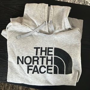 The north face Sweatshirt (large)